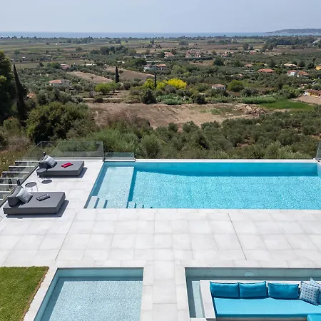 Reina Del Cielo Luxury Villa *