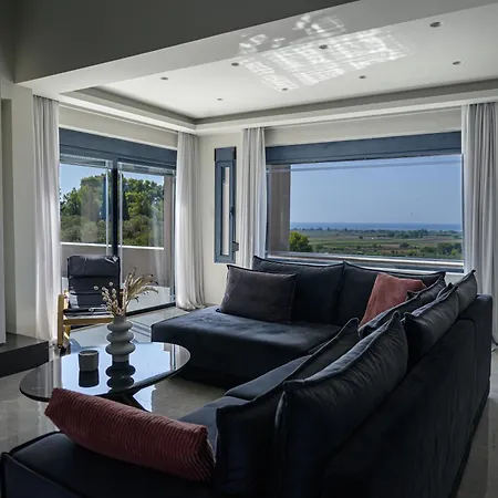 Reina Del Cielo Luxury Pírgos