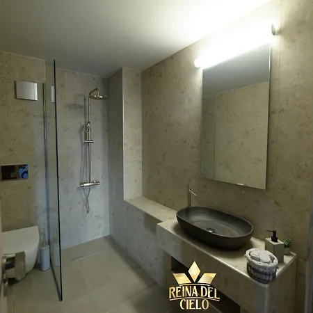 Reina Del Cielo Luxury *