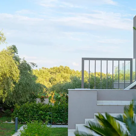 Reina Del Cielo Luxury *