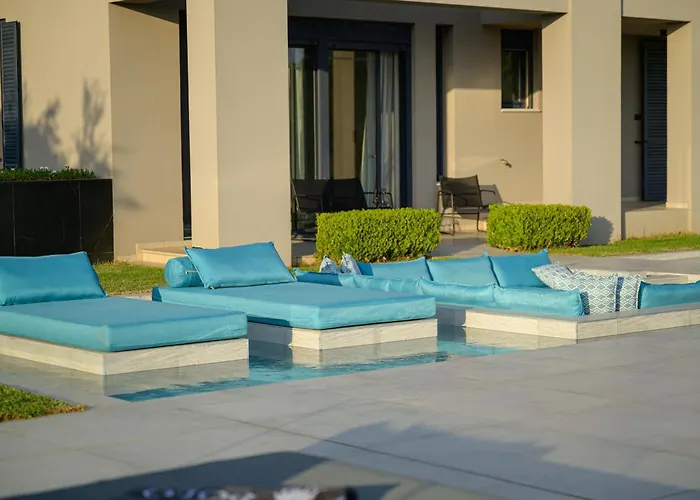 Reina Del Cielo Luxury Пиргос