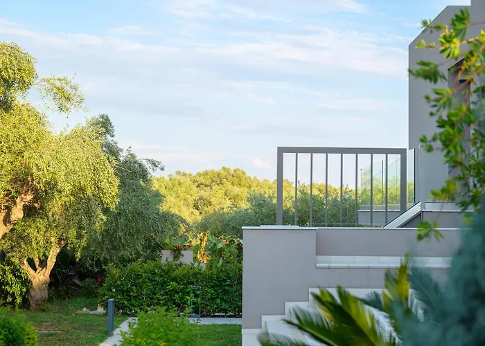 Reina Del Cielo Luxury *