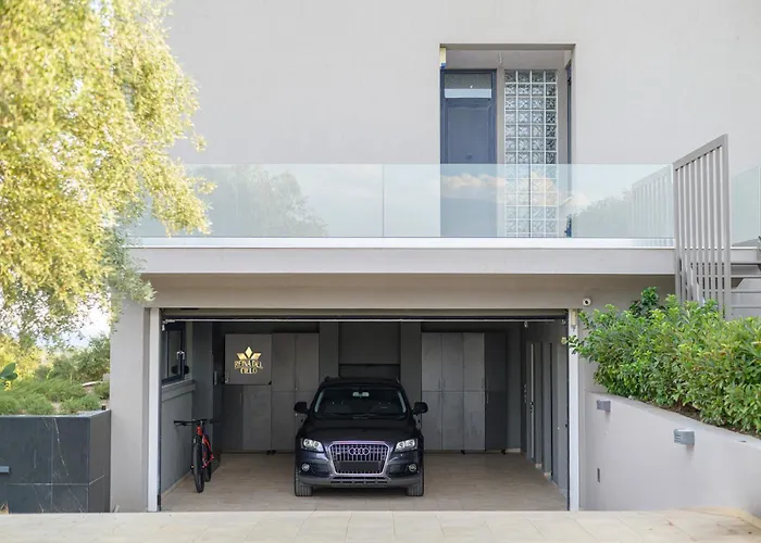 Reina Del Cielo Luxury